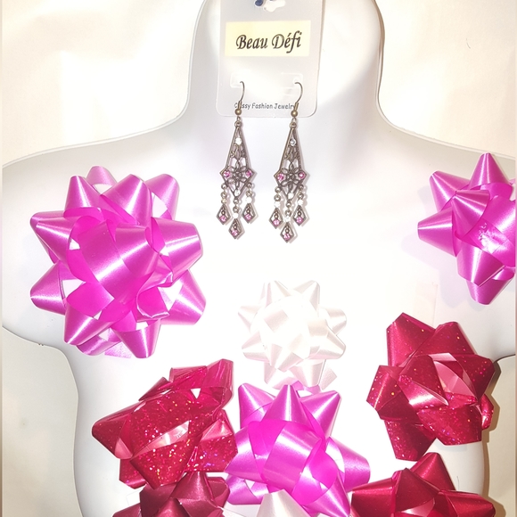 New Majestic teardrop rhinestone classy design earrings - Picture 12 of 12